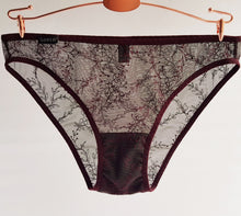 Load image into Gallery viewer, Bordeaux lace panties
