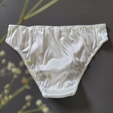Load image into Gallery viewer, Mellow Morning white silk panties
