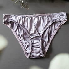 Load image into Gallery viewer, Soho silk panties
